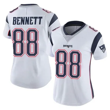 Women's New England Patriots Martellus Bennett White Limited Vapor Untouchable Jersey By Nike